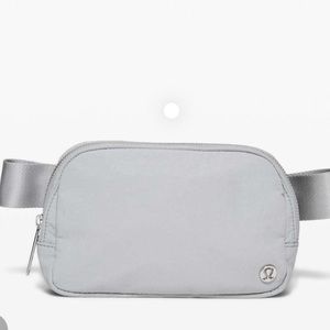 Lululemon Everywhere Belt Bag NWT